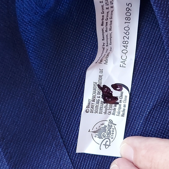 Disney Store Set of 2 Reusable  Shopping Bags - Picture 9 of 9